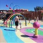 Campingplatz Mobil **** En Roussillon *